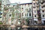 Un immeuble, habité, de Yangon.