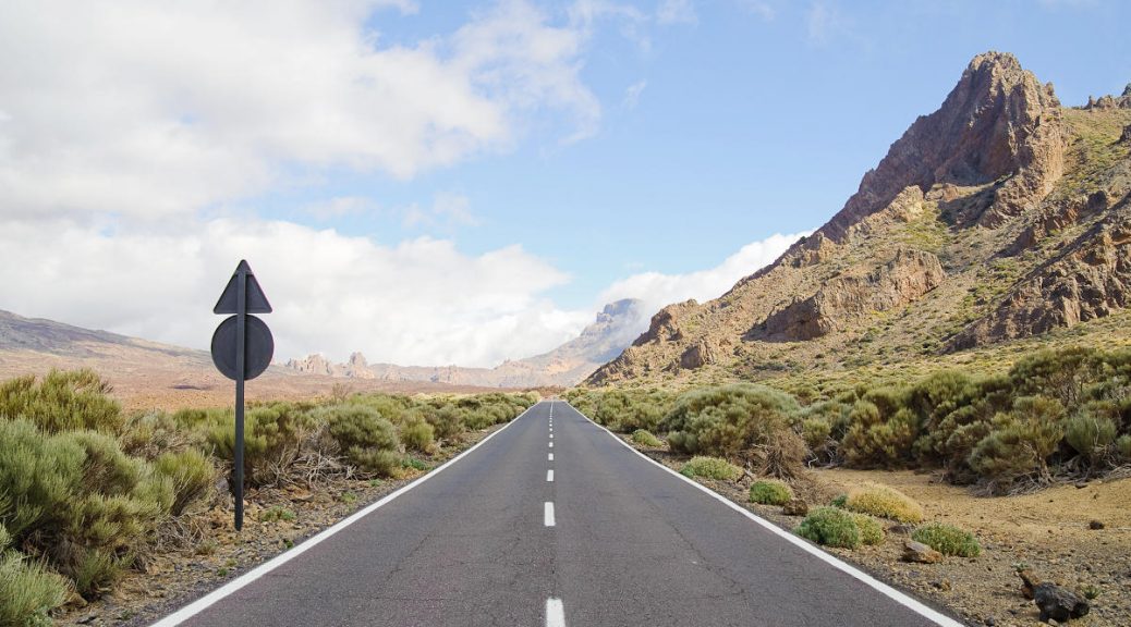 Route vers le pico del Teide